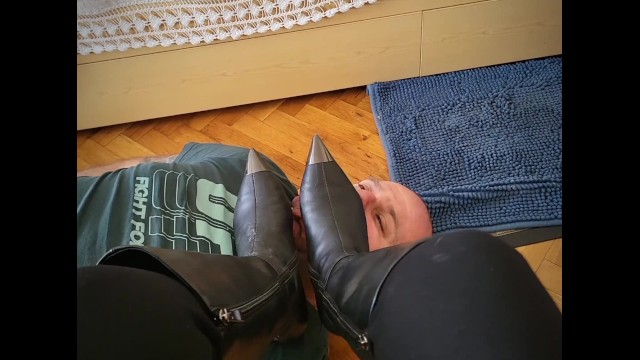 To torture my slave's tongue with my delicious soles