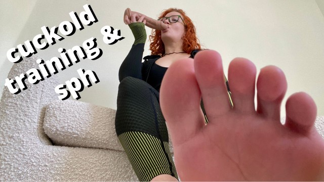 cuckold training & sph: suck my toes while I suck his cock - full video on Veggiebabyy Manyvids
