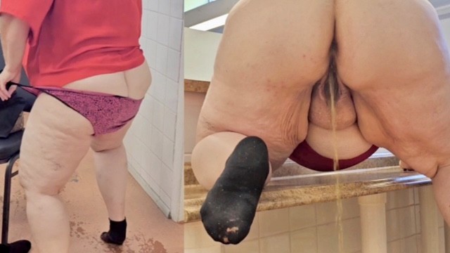 Hot hijab Milf masturbating and peeing in laundry room - big butt bbw ssbbw almost caught pissing
