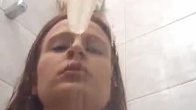 Queeny Love - Vomit in shower