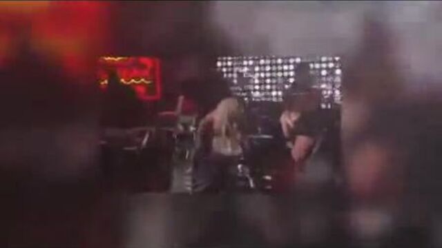 Chica Vomita a Lady Gaga en Concierto Girl vomits on Lady Gaga SXSW Tour 2014 Original Full - YouTube.mp4